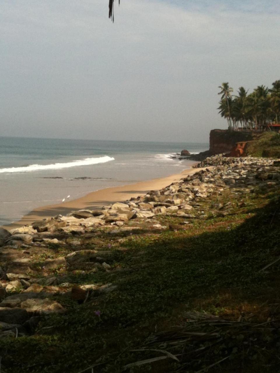 Sukriti Beach Resort Varkala Esterno foto