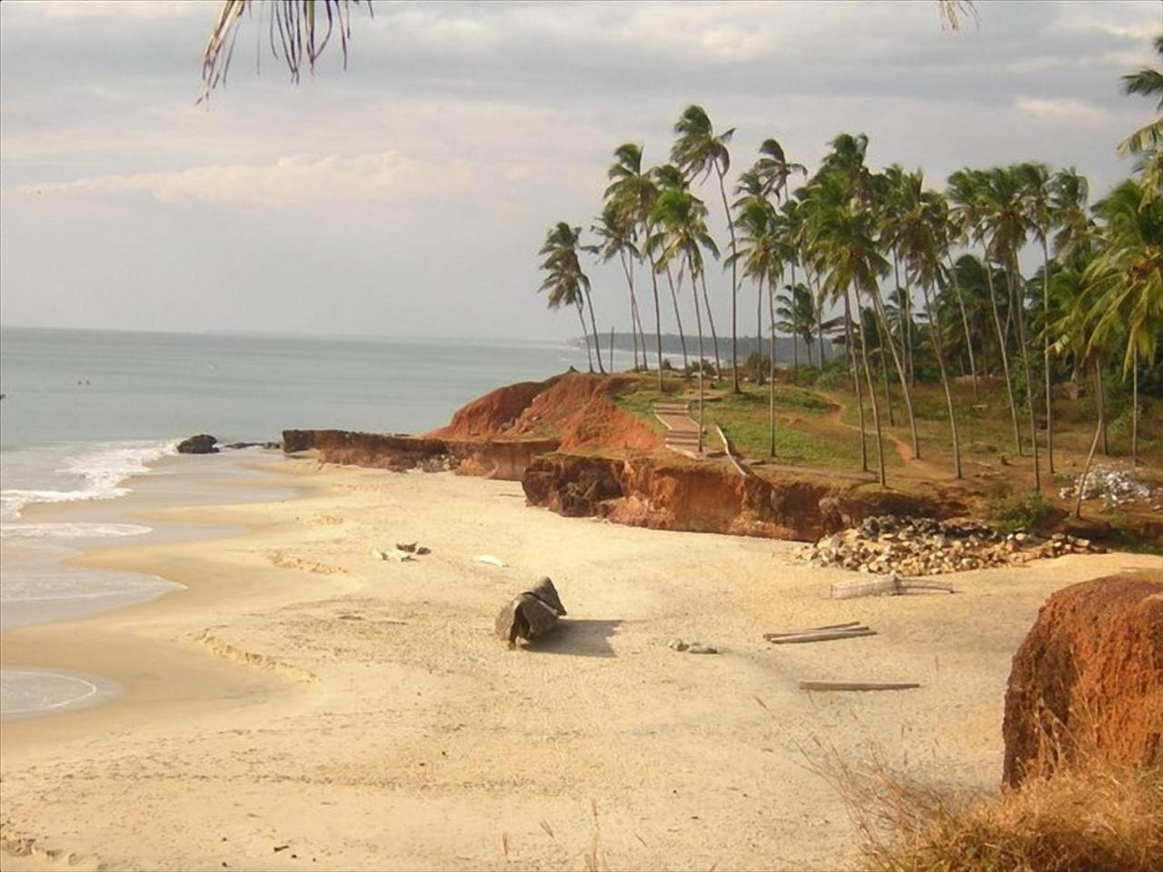 Sukriti Beach Resort Varkala Esterno foto