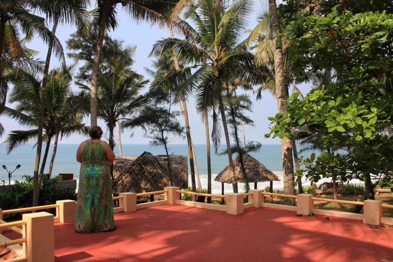 Sukriti Beach Resort Varkala Esterno foto